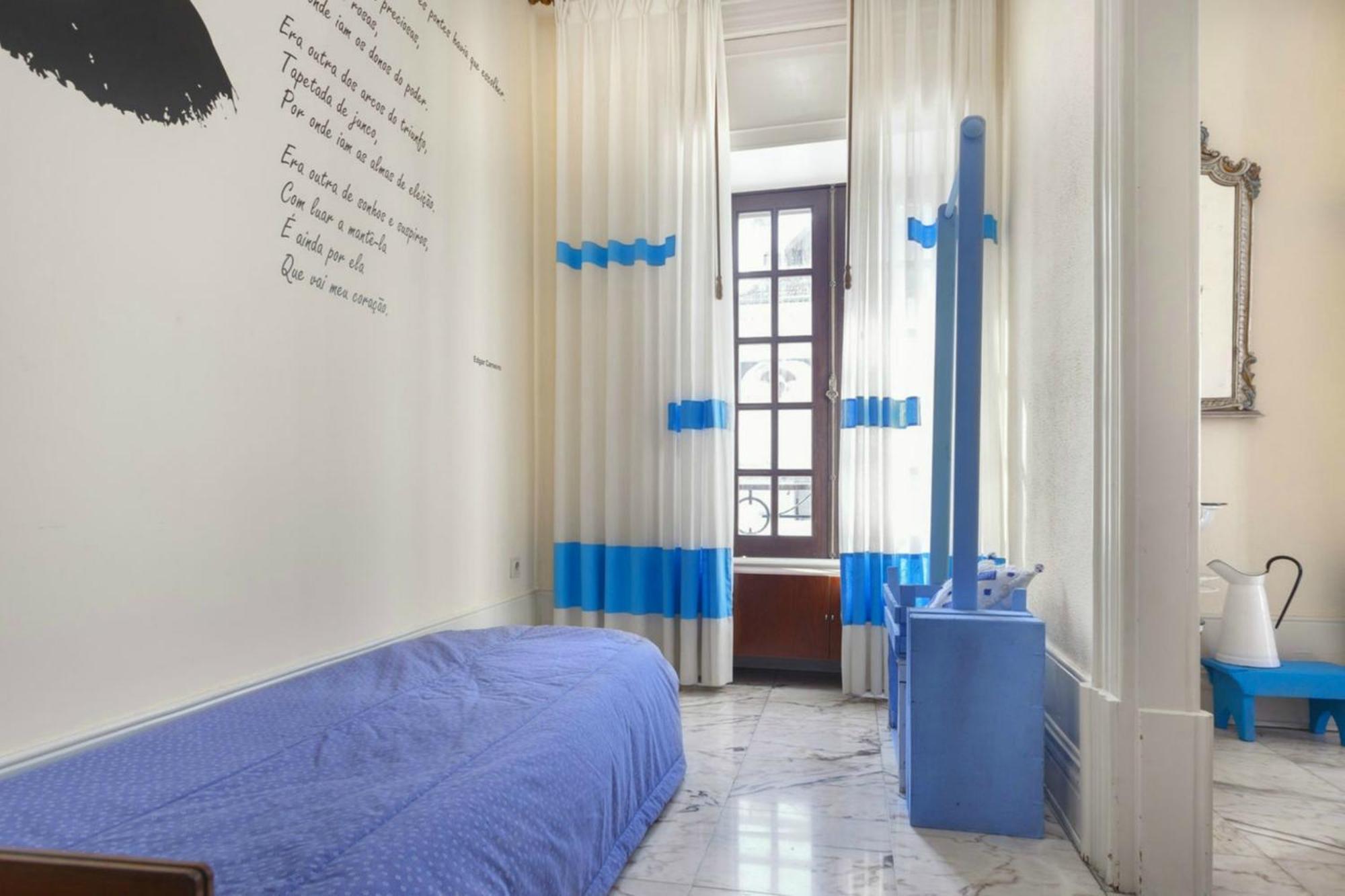 18St. Hostel Эшпинью Номер фото