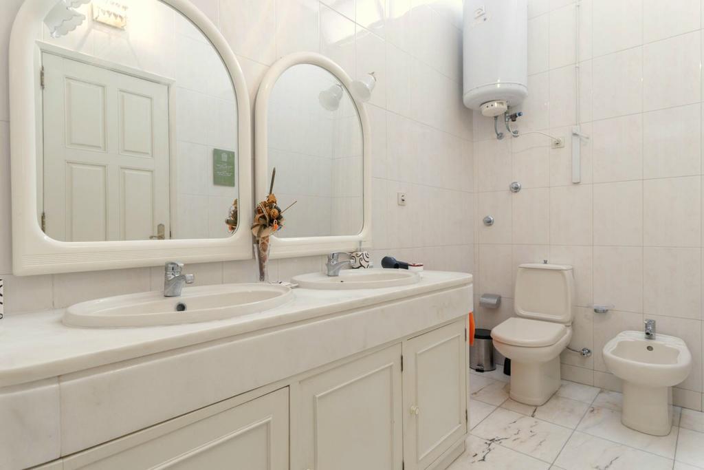 18St. Hostel Эшпинью Экстерьер фото